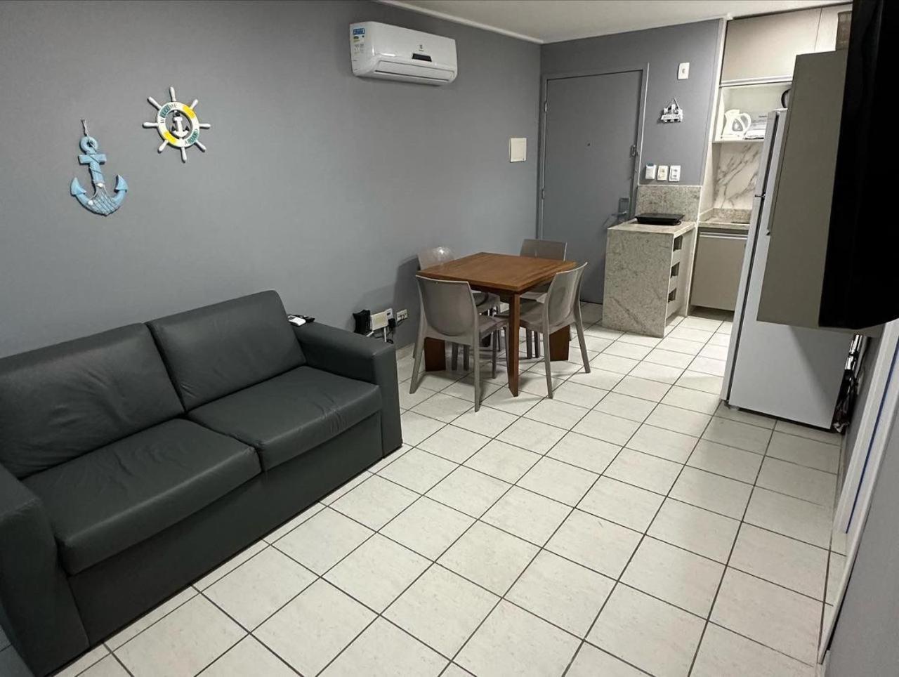 Flats Class - Muro Alto